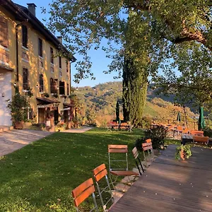 Le Noci , Tarzo Italia